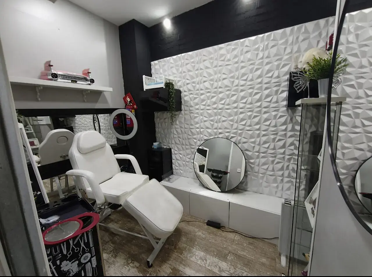 Zona de piercing de Buddha Tattoo Vallecas